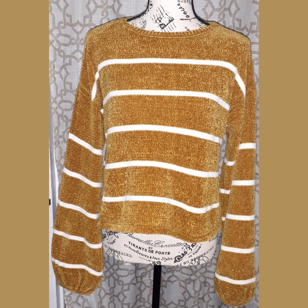Vintage Creek Mustard&White Cropped Sweater Sz Sm